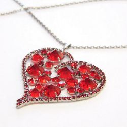 Ženy lžou, když tvrdí, že nechtějí dárek k Valentýnu...Valentýnská akce! Ženy lžou, když tvrdí, že nechtějí dárek k Valentýnu...Valentýnská akce!