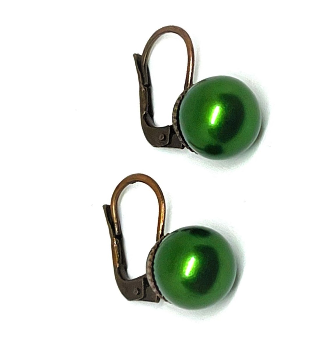 pearl earrings with leverback closure Odvarka Bijoux