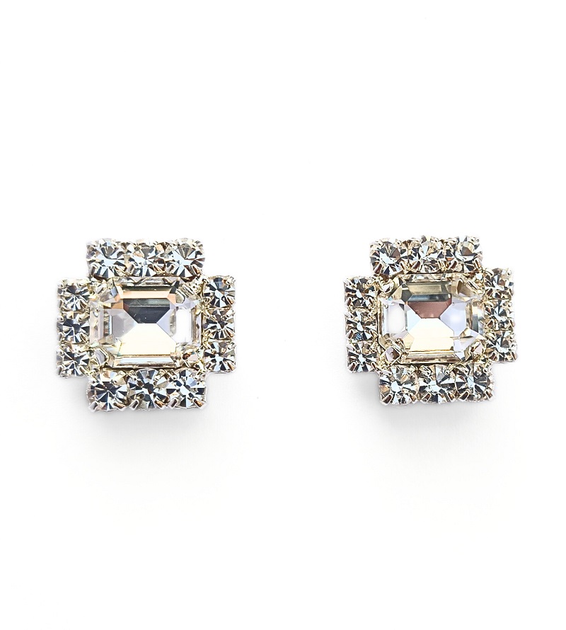 luxurious stud earrings