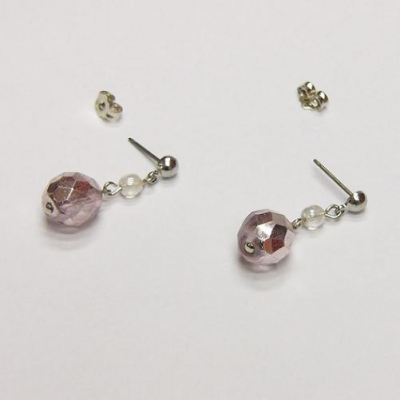 naušnice ze skleněných perlí