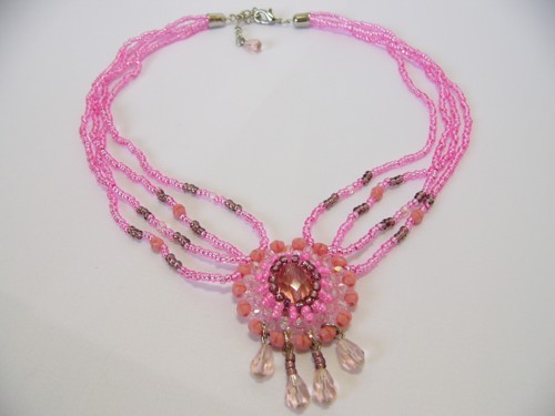 necklace, tones of pink