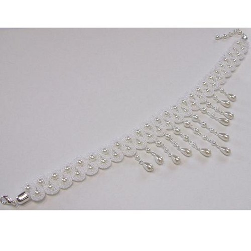 obojek, třásně, bílá