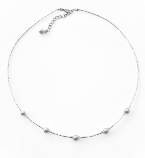 Delicate Pearl Necklace