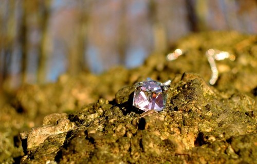 Jemný náhrdelník s krychličkou Swarovski crystal component, stříbrná galvanizace