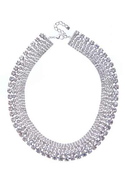 Výrazný štrasový náhrdelník