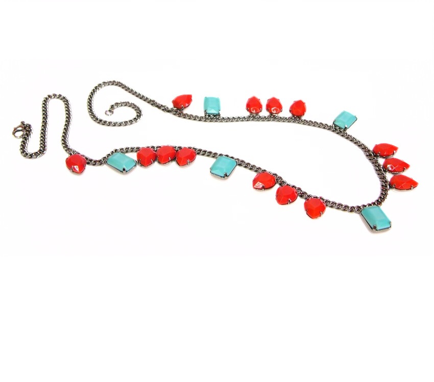 Náhrdelník s mačkanými kameny