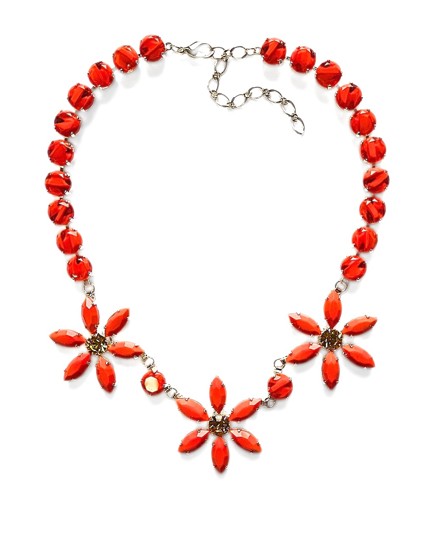 náhrdelník s motivem květu ze speciálních kamenů