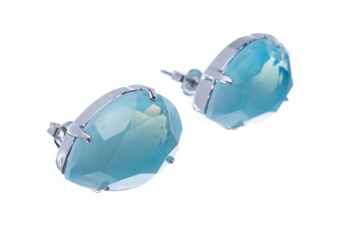 Náušnice se speciálním kamenem, modrý opál