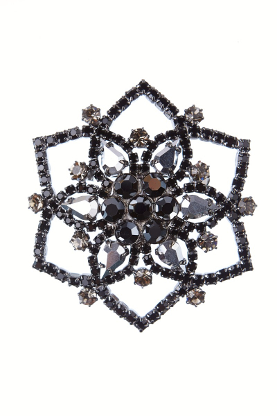 Brož černá květina