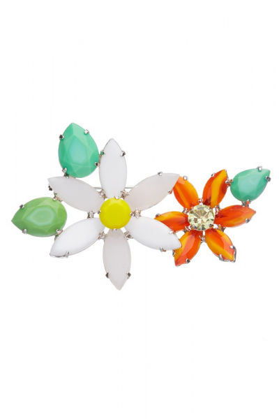 Floral brooch