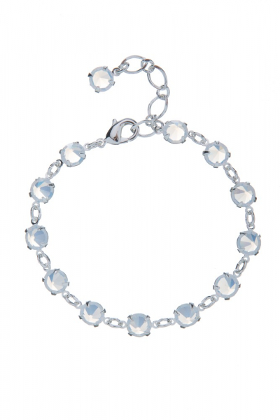 Elegant bracelet made of white opal crystals