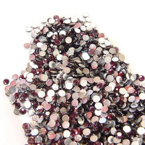 extra růže hotfix, nažehlovací, balení 144 ks, 2 mm, ametyst