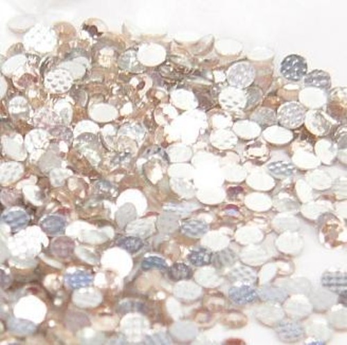 extra růže hotfix, nažehlovací, balení 144 ks, 4,8 mm, světlá rosa