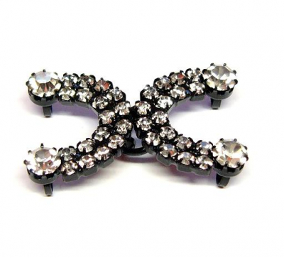 oděvní spona - štrasová aplikace